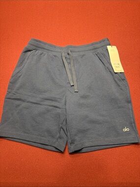 ALO Yoga Men's  Athletic CHILL SHORT NWT. ***never worn***
